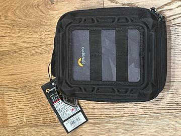 Borsa Drone lowepro CS 150