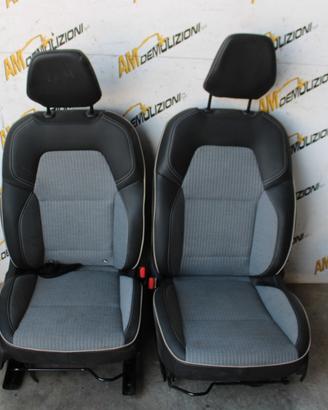 SEDILI INTERNI TAPPEZZERIA IN PELLE E STOFFA CLIO 