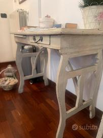 Piccola scrittoio 700 originale