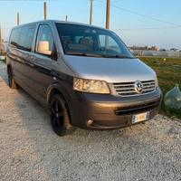 Volkswagen T5 Caravelle 2005