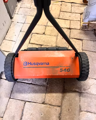 Taglia erba manuale Husqvarna Novolette