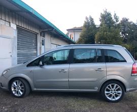 OPEL Zafira - 2005