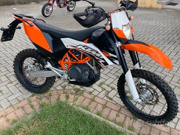 KTM 690 ENDURO-MOTARD    R
