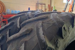 Ruote Trattore Pirelli 700