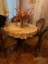 Tavolo da pranzo in noce