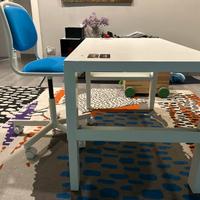 scrivania IKEA PÅHL per bambini e ragazzi con sedi
