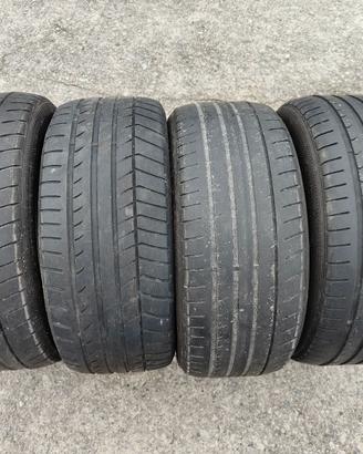 Gomme 225 / 45 R 17