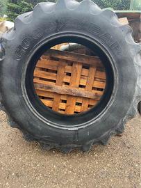 gomma  goodyear 18.4 R 38 