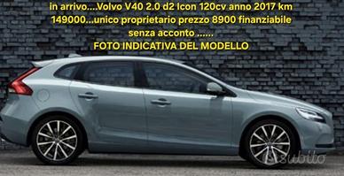 Volvo V40 D2 Business in arrivo tua a €169 mese