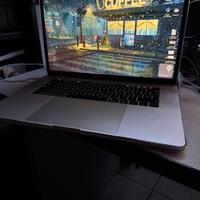 Macbook Pro 15”