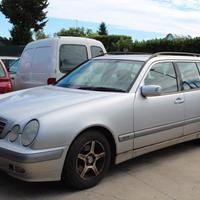 MERCEDES 2.0 -BENZINA