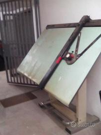 Tavolo da disegno professionale (Tecnigrafo)