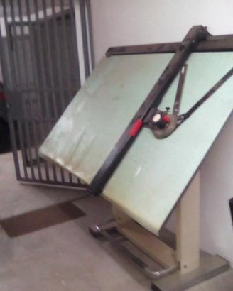 Tavolo da disegno professionale (Tecnigrafo)