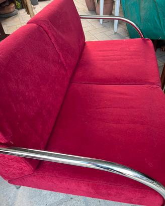 Due divani da due pisti con poltrona