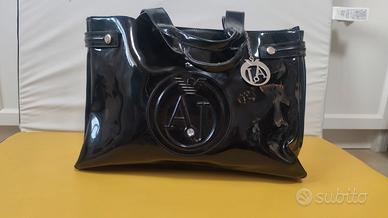 Armani Jeans maxi borsa in vernice nera