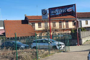 Casa indipendente con giardino