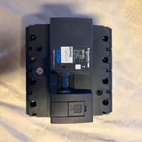 Interruttore Magnetotermico Schneider NG125L 32A