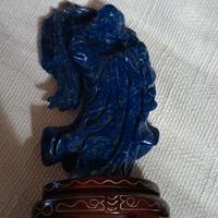 Scultura in lapislazzuli.