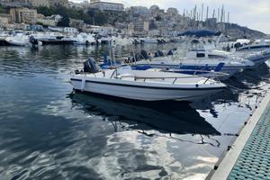 Open 4,60 Tancredi con 25 yamaha