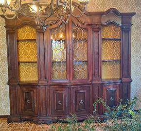 Credenza ampia stile classico 