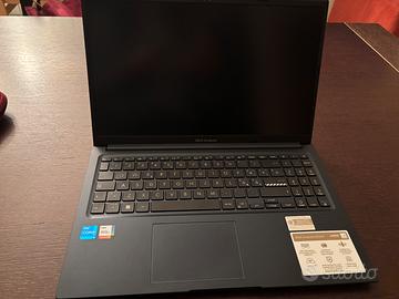 ASUS Vivobook 15 (F1504VA) 2025