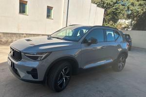 auto Volvo XC40