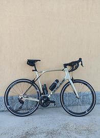 Lapierre Pulsium 5.0 con ruote in carbonio