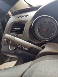 Devioluci / tergi OPEL INSIGNIA del 2011