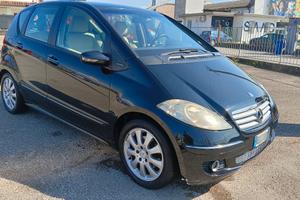 Mercedes A 200 GPL - Con Attacco Gancio traino 