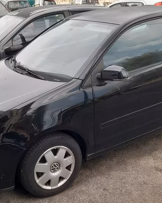 VOLKSWAGEN POLO 4 SERIE