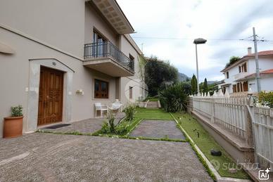 CASA INDIPENDENTE A SILVI