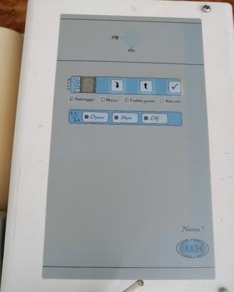  Nova 4 Centrale d'allarme con sensori 