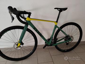Cube Nuroad C62 race