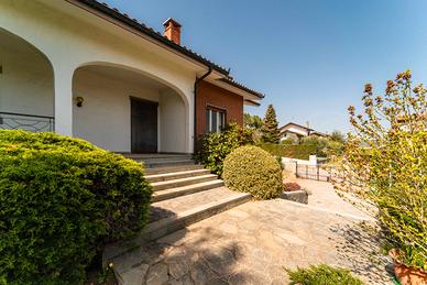Villa indipendente Chieri confine Pino Torinese