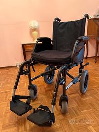 Carrozzina per anziani o disabili Vermeiren Jazz S