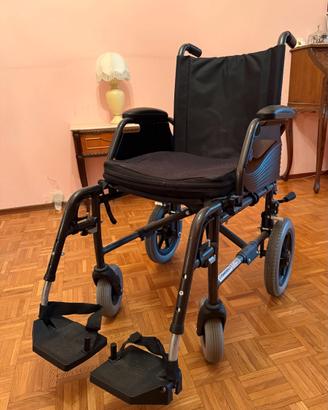 Carrozzina per anziani o disabili Vermeiren Jazz S