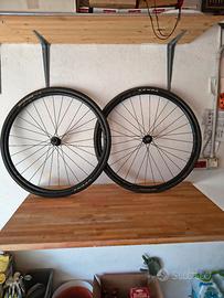 ruote gravel Shimano 