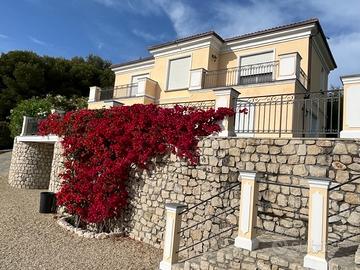 Villa a Bordighera