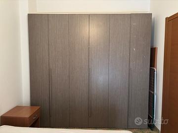 armadio e letto contenitore