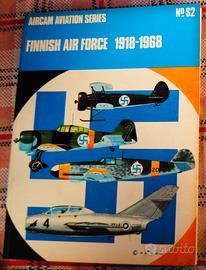 Libro nuovo  FINNISH AIR FORCE 1918-1968 numero S2