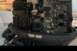 fuoribordo F 150 yahama 