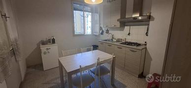Appartamento di 100 m² con 4 locali a Bologna