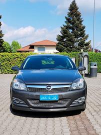 Opel Astra H GTC