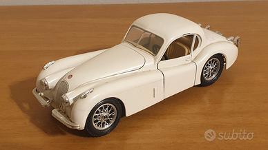 Modellino JAGUAR XK120 COUPE (1948) Burago 1:24