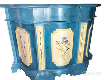 Credenza in stile