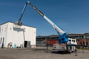 PIATTAFORMA AEREA 35 METRI MULTITEL J35 ALU