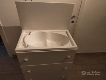 fasciatoio con cassettiera