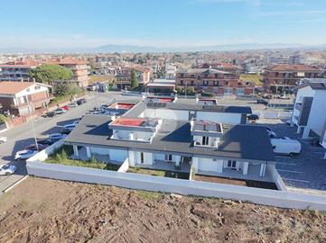 VILLA A SCHIERA A CIAMPINO