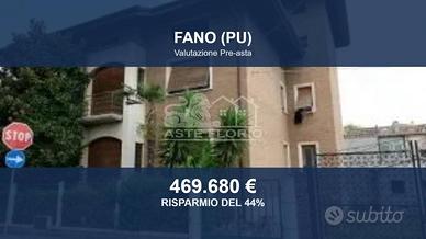 Immobile in asta di 200 m² con più di 5 locali e b