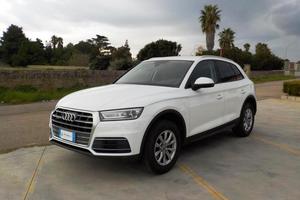AUDI Q5 40 TDI quattro S tronic